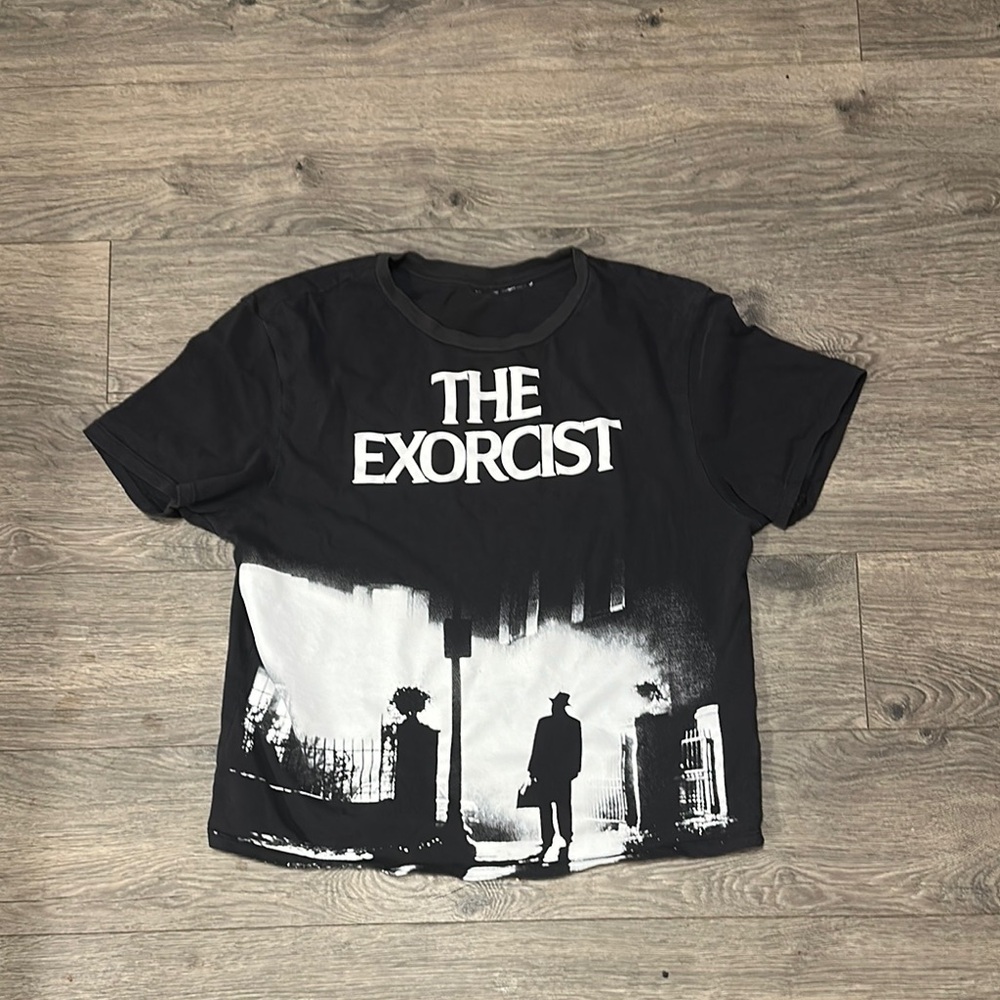 "The Exorcist" Black Graphic T-Shirt crop t